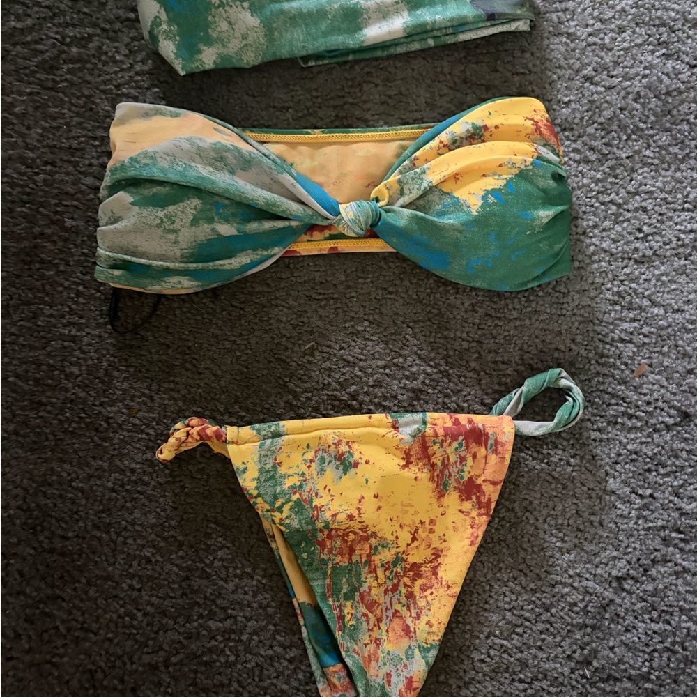 Fashion Nova Green & Yellow Tie-Dye Bikini Set with Sheer Sarong - Picture 6 of 8